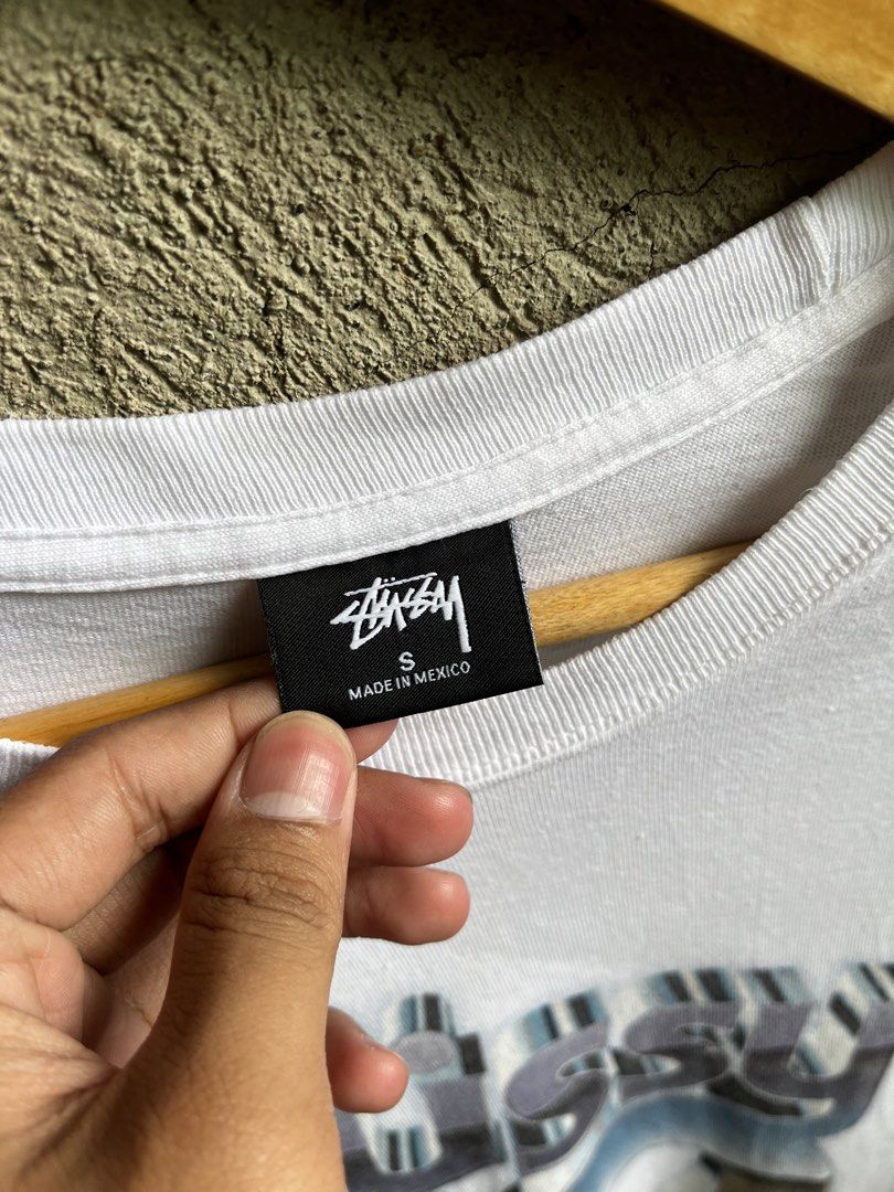 STUSSY SWEATER (Category: Hoodies) located in Cagayan de Oro. Submitted by rewornthriftph (Listing ID 1462048210, Image 3). Description: width: 18.5 length: 29 LONG small | FITSalso on small Color rate: 9.5/10 Issue: In EXCELLENT Condition See details and reference on slides Payment Methods: GCASH/JNT PLS MANAGE YOUR EXPECTATIONS. THRIFT ITEMS, NO CANCELLATION ₱500.