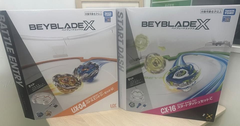 TAKARA TOMY BEYBLADE X UX-04 Battle Entry Set 對戰入門套裝U 2人對戰盤+神杖+爆刃 SET 爆旋陀螺 X UX-15 ux-15 鮫鯊狂鱗 鯊魚set CX-11 帝王霸權套裝 連code TAKARA TOMY UX01 UX14 CX07 BX35 BX00 CX00 03 01 10 15 34 35 抽包確認款 CX05 01 02 03 04 05 06款連CODE 各款強力陀螺T0 （分類：動作及對戰玩具）位於 Hong Kong。 由 beyblade_sale 提交（商品編號 1462106257，圖片 1）。簡介： 現貨全新亞洲行版UX-04 $380 (有原箱6盒 $2100) 已榜鯊全新UX15 走code 37.17 $210 已榜鯊全新UX15 走code 37.20 $220 已榜鯊全新UX15 走code 37.43 $240 新浦崗自取(一至五晚間6點後) 閒日全日 /SF到付 另賣以下現貨全新: BX-10
