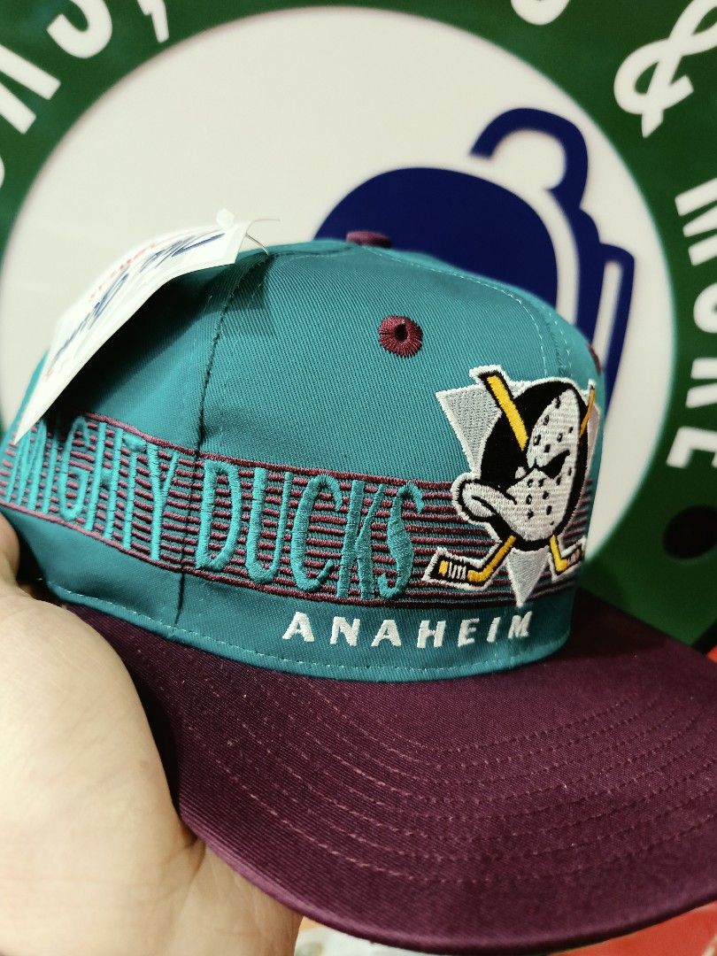 The Game Anaheim Mighty Ducks (Category: Caps & Hats) located in Cabuyao City. Submitted by jonis10 (Listing ID 1462249967, Image 1). Description: Bnew The Game - Anaheim Mighty Ducks snapback before 5000 now 3000.
