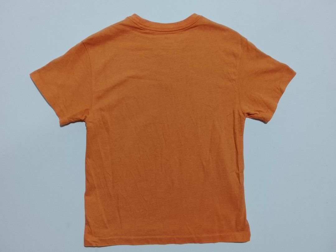 THE NIKE TEE — LOOSE FIT (Category: Tshirts & Polo Shirts ) located in Dagupan City. Submitted by jhiben.973 (Listing ID 1462168282, Image 2). Description: 🟠 NIKE THE NIKE TEE — LOOSE FIT Authentic Nike Model: DN5241-886 Color: Orange Size: M 📏 Actual measurements: Length 26 | Width 20 Loose Fit • 100% Cotton Thick/heavy cotton feel• Made in China Manufactured 03/2022 Clean & good condition — preloved item. Perfect for casual/streetwear fit. 🔥