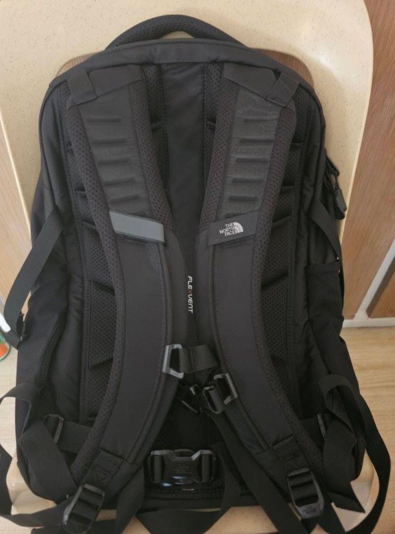The Northface Recon 2018 Backpack (Category: Backpacks) located in Manila. Submitted by urboiemcee (Listing ID 1462080478, Image 2). Description: The Northface Recon 2018 Edition 9.5/10 legit/original used 3x market price is around 7-9k deets: 30L can fit 15in laptop -600D Polyester -50420D Nylon/1680D Deep Ballistic Nylon Base -FlexVent Straps -YKK Zips rfs: upgrading meetups: lrt vmapa/sm sta mesa.