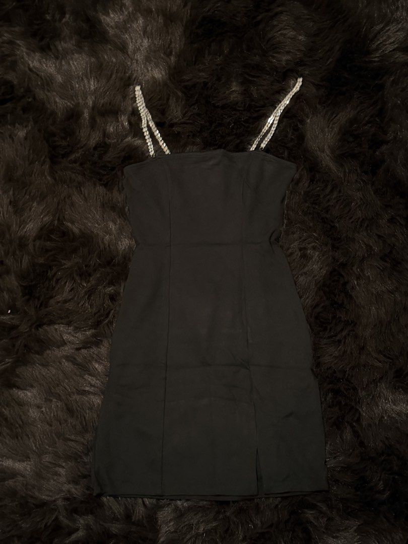 TIGHT FITTING BODYCON MINI DRESS WITH GEM STRAPS (Category: Dresses) located in Makati City. Submitted by outof_______thisworld (Listing ID 1462161264, Image 1). Description: shop for a cause campaign size: xs condition: used only once. great for dates & dinners please keep in mind that all funds raised from this campaign will be donated, so no haggling would be much appreciated. feel free to ask more about the campaign. (transparency provided.).