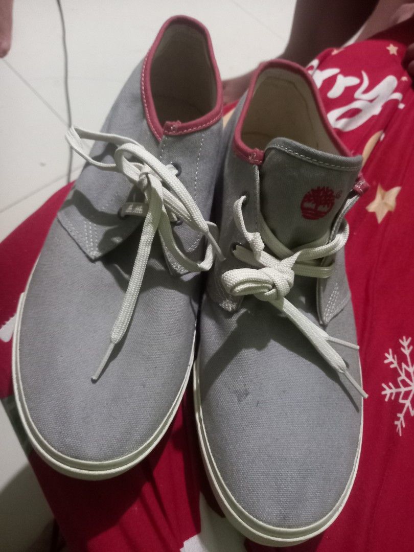 Timberland Grey Canvas Chukka Boots (Category: Casual Shoes) located in Marikina City. Submitted by shunshin19 (Listing ID 1462093342, Image 1). Description: Timberland Earthkeepers Hookset Camp Canvas Chukka - Grey Timberland chukka boots - Canvas upper with suede accents - Red trim around the collar - White laces and soles - Ideal for casual wear.