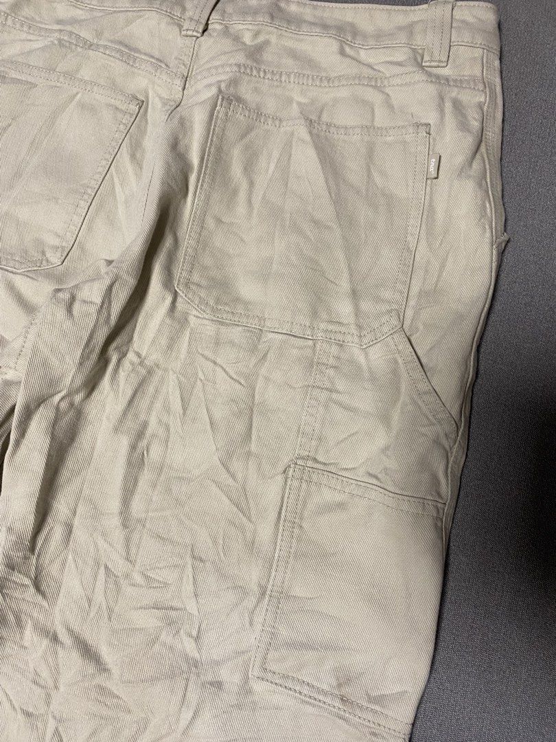 TNA CARPENTER PANTS (Category: Jeans) located in Cabuyao City. Submitted by ukaythriftshirt (Listing ID 1462135347, Image 2). Description: TNA CARPENTER PANTS GOOD AS NEW WAIST 34 LENGTH 39 COLOR RATE 9/10 NO ISSUE NEED WASH ONLY - 450.