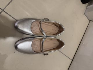 (Category: ) located in . Submitted by _paylessforlikenew_ (Listing ID 1462174181, Image 1). Description: .