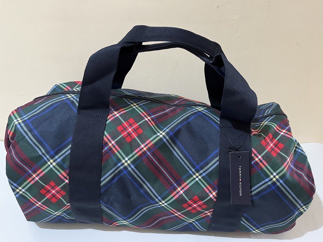 Tommy Hilfiger Tartan Duffle Bag (Category: Luxury Bags & Wallets) located in Santa Rosa. Submitted by ninaparis (Listing ID 1462035345, Image 3). Description: Original Tommy Hilfiger Tartan Duffle Bag size Large .