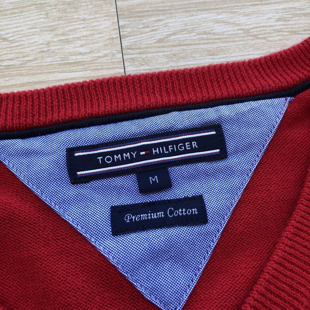 Tommy hilfiger vneck sweater (Category: Formal Shirts) located in Cavite. Submitted by nicepicker (Listing ID 1462091332, Image 3). Description: Size on Tag: Medium Dimension: 21 x 28 Condition: 10/10 Flaws: None .