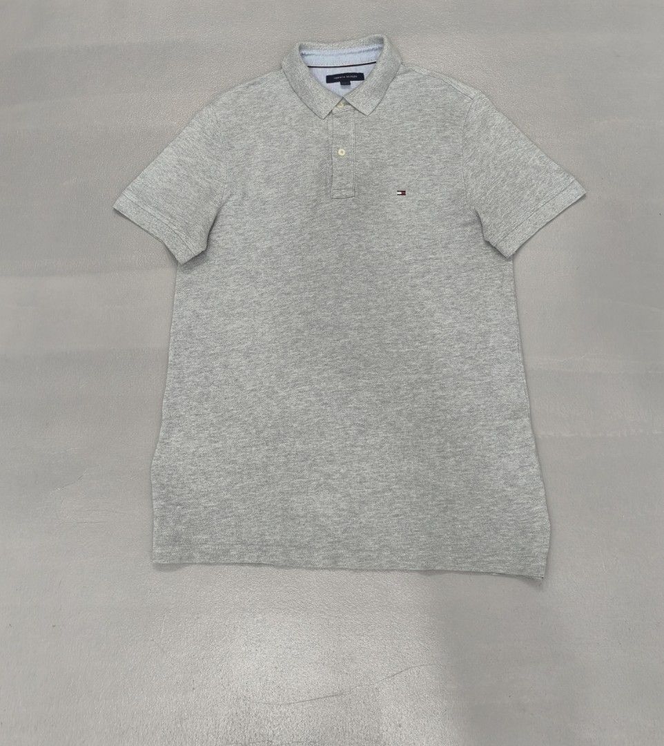 TOMMY LARGE (Category: Tshirts & Polo Shirts ) located in Cagayan de Oro. Submitted by 2optimusprime8 (Listing ID 1462160970, Image 2). Description: ---TOM 🖤🤍🖤 ---100% AUTHENTIC ---SIZE MEDIUM W-21.5 L-28-28.5 ---BEST FIT TO LARGE MEN ---PLS REFER TO DIMENSIONS ---EXCELLENT CONDITION 9.4/10 ---NO ISSUE ---SUPER NICE CLOTH🤍 ---750 ONLY.