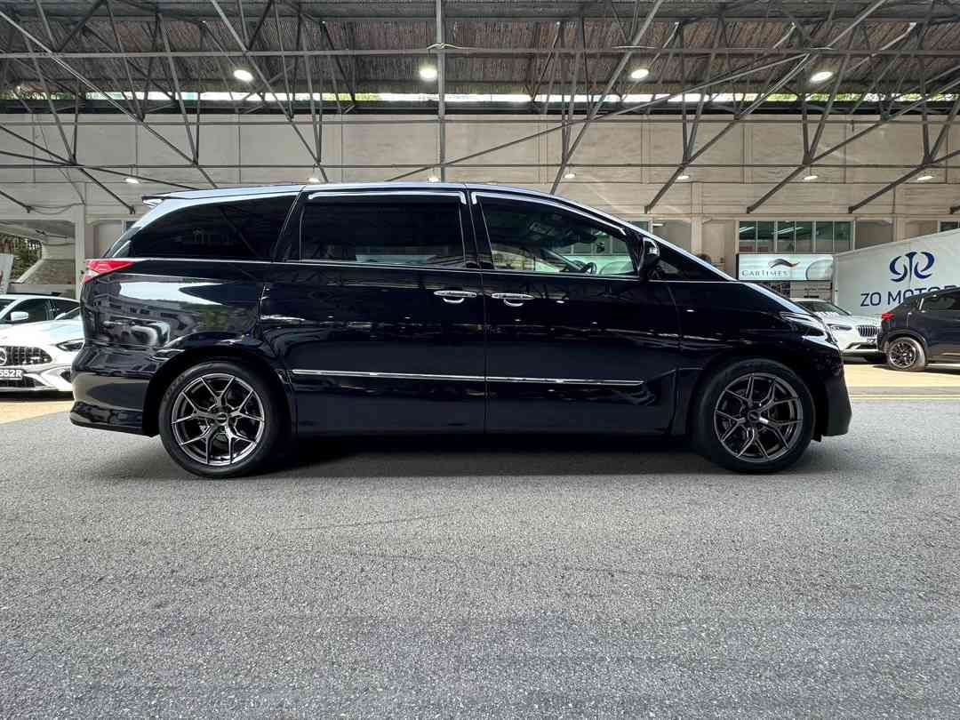 Toyota Estima 2.4 Aeras Premium 7-Seater (A) (Category: Used Cars) located in Singapore. Submitted by cartimesautomobile (Listing ID 1462112490, Image 3). Description: Buy with confidence from our Certified Pre-Owned Collection. Gone through a 120-points health check, each unit is refurbished for the brand new car experience. Trade Ins are welcomed with Extended Warranty till end of COE available too! Contact our friendly salesman today to schedu