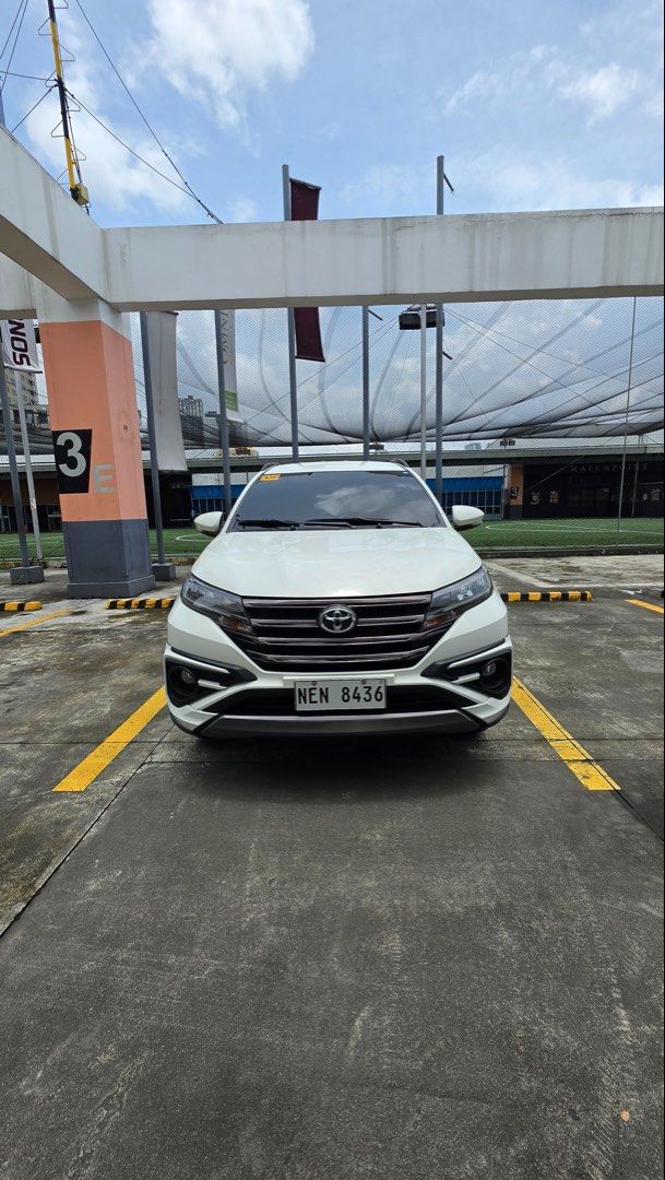 Toyota Rush 1.5 GRS Auto (Category: Used Cars) located in Quezon City. Submitted by lgae_23 (Listing ID 1462110367, Image 1). Description: Top of the line 750,000 slightly nego upon viewing.
