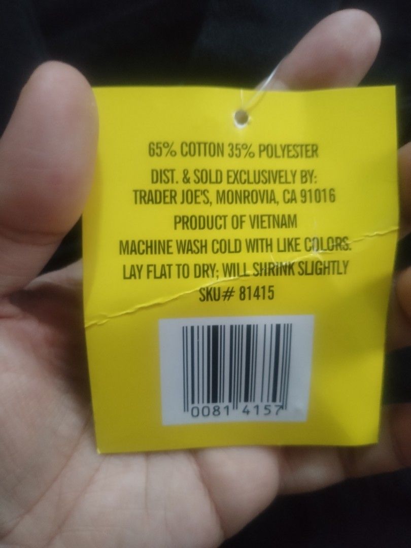 Trader Joe's Halloween Color (Category: Tote Bags) located in Muntinlupa City. Submitted by adohr27 (Listing ID 1462045921, Image 3). Description: Brand-new po wala ako dapat paliwanag.