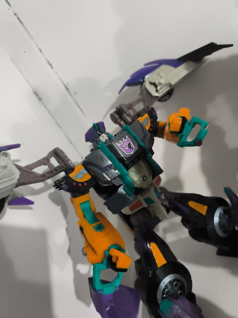 Transformers Generations Combiner Wars Megatron Figure (Category: Action & Battle Toys) located in Juban. Submitted by cosmicfire.40794b (Listing ID 1462170451, Image 2). Description: - Transformers Generations Combiner Wars Megatron figure - Voyager Class scale - All accessories included - Excellent addition to any Transformers collection.