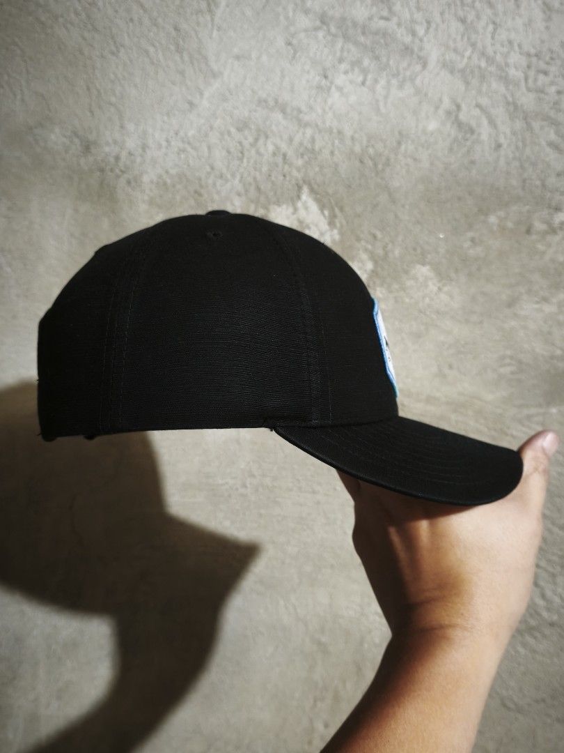 TRAVIS MATHEW GOLF HAT (Category: Golf) located in Muntinlupa City. Submitted by themakhatter (Listing ID 1462127709, Image 3). Description: 950 +SF TRAVIS MATHEW GOLF HAT ONE SIZE FITS ALL SNAPBACK ADJUSTMENT EXCELLENT 9.5/10 LIKE NEW CONDITION WASHED AND READY TO WEAR.