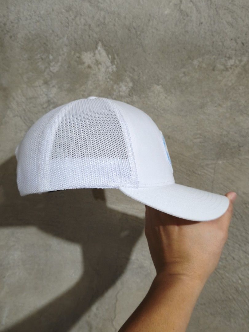 TRAVIS MATHEW GOLF HAT (Category: Golf) located in Muntinlupa City. Submitted by themakhatter (Listing ID 1462128087, Image 3). Description: 850 +SF TRAVIS MATHEW TRUCKER HAT ONE SIZE FITS ALL SNAPBACK ADJUSTMENT EXCELLENT 9.5/10 LIKE NEW CONDITION WASHED AND READY TO WEAR.