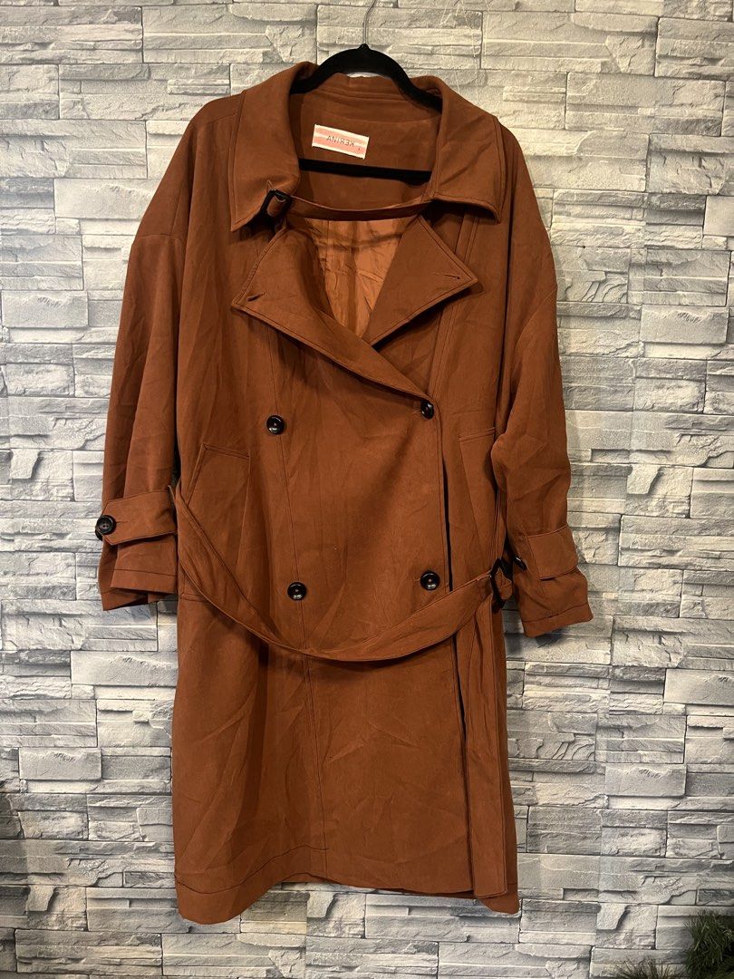 Trench Coat XXXL (Category: Coats, Jackets and Outerwear) located in Mandaluyong City. Submitted by prince_888 (Listing ID 1462098105, Image 1). Description: .