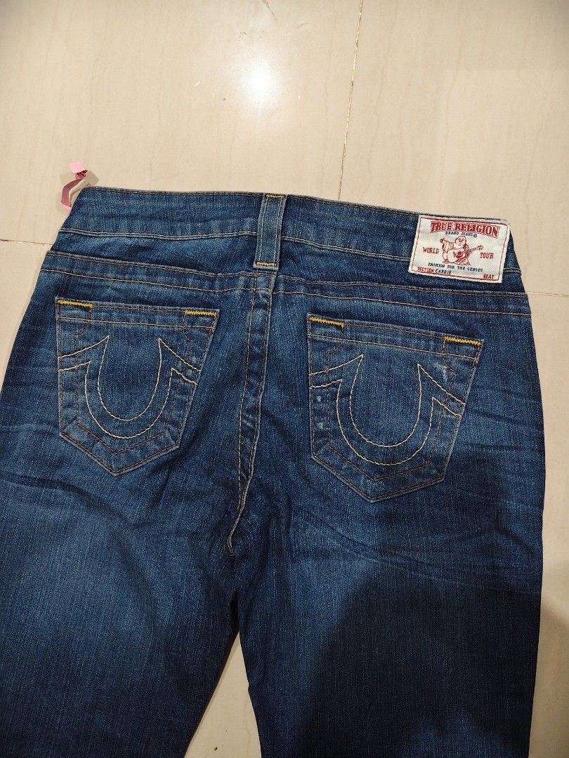 True Religion Flared Women's (Category: Jeans) located in Iloilo. Submitted by branded-boy0422_16 (Listing ID 1462154148, Image 3). Description: Actual Size W: 29-31 L: 39 LO: 10 excellent to as new need washed only.