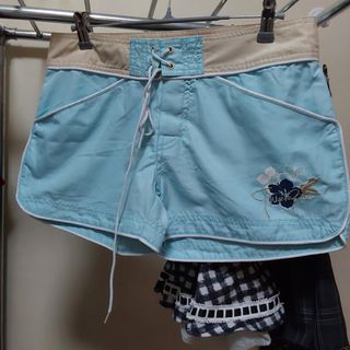 (Category: ) located in . Submitted by cinabonthrifts (Listing ID 1462168410, Image 1). Description: .