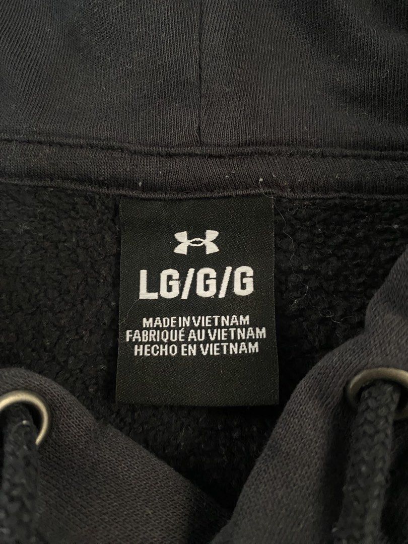 Under Armour Black Hoodie (Category: Coats, Jackets and Outerwear) located in Imus. Submitted by justine.0910 (Listing ID 1462124389, Image 3). Description: For sale! Under Armour Hoodie Size L (24x28) Excellent Condition 399 + ship Loc - Imus Cavite Ship thru Jnt/Lalamove.