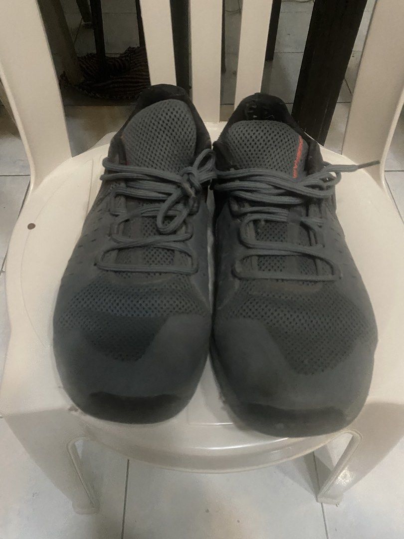Under Armour Charged Commit TR 2.0 (Category: Sneakers) located in San Jose del Monte. Submitted by herbsman05 (Listing ID 1462042204, Image 2). Description: Under Armour Charged Commit TR 2.0 Bought in Canada Lightly used 13 US / 47.5 EUR Location: San Jose del Monte Bulacan Open for shipping or Lalamove At buyers expense Thanks! .
