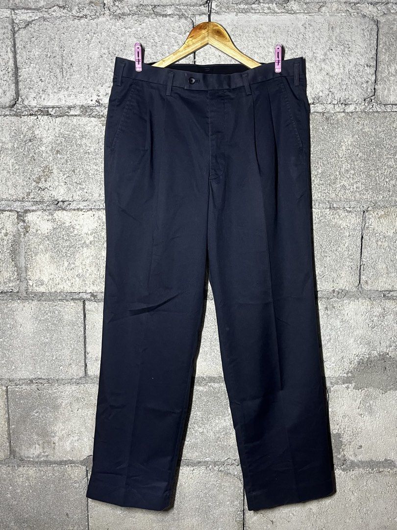 Uni Qlo Chino Pants ( Dark Navy Blue ) (Category: Chinos) located in Bacolod City. Submitted by gthriftwear6100 (Listing ID 1462167782, Image 1). Description: Uni Qlo Chino Pants ( Dark Navy Blue ) - Best fit L 📐Width : 34 📏Length : 39 ( Leg Hole 9 ) - Colorrate 9.9/10 ✨ No issue🙅 - Two Pieces Available ‼️ - Authentic - Excellent Condition - Color May Very Due To Lightings 📸 - Unli Voach / Vc for Safety Order 🤝 DISCLAIMER‼️ We are not affili
