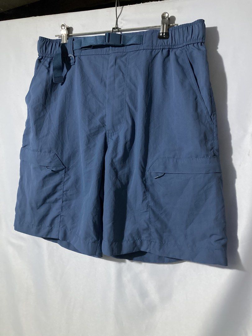 UNIQLO GEARED SHORTS (Category: Shorts) located in Naga. Submitted by wwy3ips (Listing ID 1462168260, Image 3). Description: UNIQLO GEARED SHORTS SMALL ON TAG 30-32 WAIST 18 LENGTH EXCELLENT CONDITION NO ISSUE.