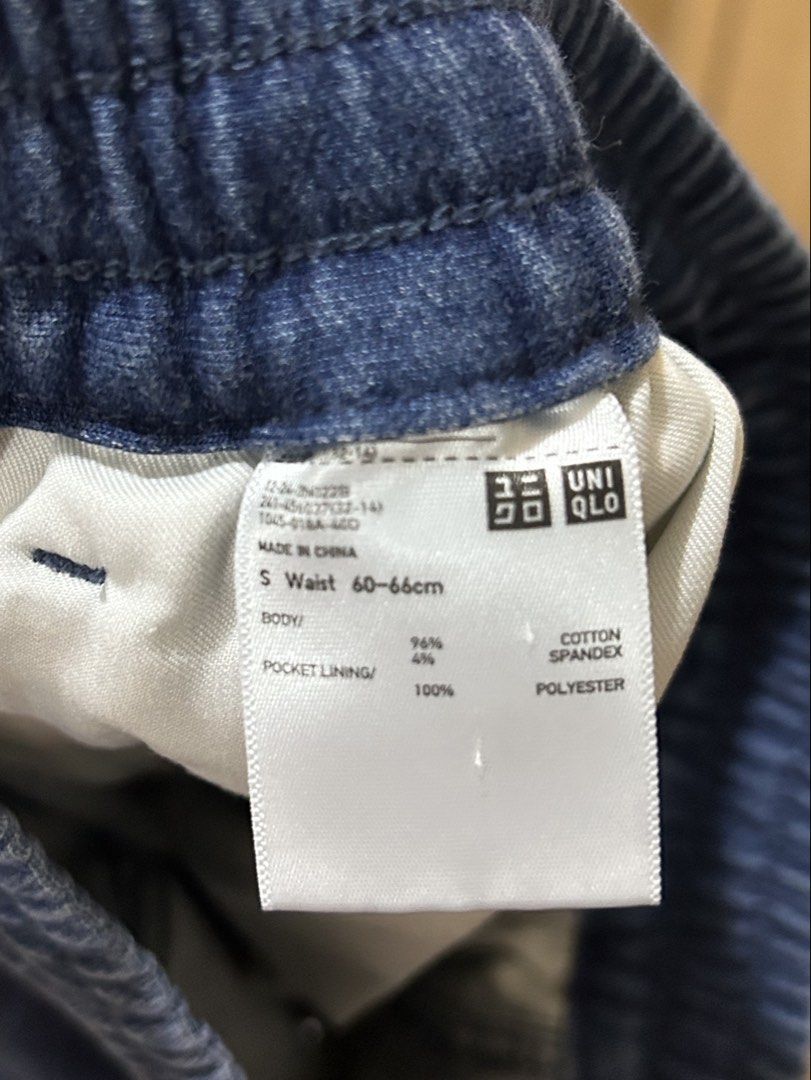Uniqlo Denim Shorts Size S (Category: Shorts) located in Baguio. Submitted by tresmariascloset13 (Listing ID 1462136846, Image 3). Description: - Uniqlo denim shorts - Dark blue wash - Comfortable elastic waistband - Features side pockets .