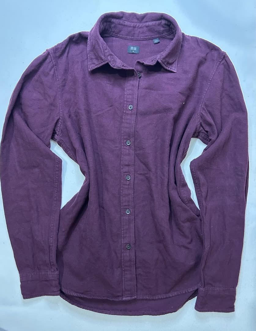 UNIQLO FLANNEL (Category: Longsleeves) located in Quezon City. Submitted by bdmc.clothing (Listing ID 1462174669, Image 2). Description: Brand: Uniqlo Type of Clothing: Flannel Size on tag: Exrta Small Issues: None Condition: Like new Fabric: 100% Cotton Price: 350 #thriftstorefinds #vintagefinds #uniqlo.