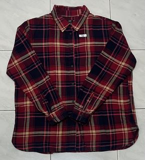 (Category: ) located in . Submitted by amirul_uniqlo_gu_store (Listing ID 1462173417, Image 1). Description: .