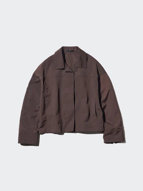 Uniqlo Open Collar Short Jacket (Category: Coats, Jackets and Outerwear) located in Angeles City. Submitted by miss_independent01 (Listing ID 1462176438, Image 2). Description: Uniqlo Open Collar Short Jacket Color: Black Width: 22 (Medium on tag) Length: 21.5 Sleeve: 19 Shoulder: 22.5 MOP: Gcash ✅ Mine Now, Pay Now ✅ First to Pay, Gets the Item 📍 PAMPANGA Courier: JnT 🚚🚚 PM 💌💌.