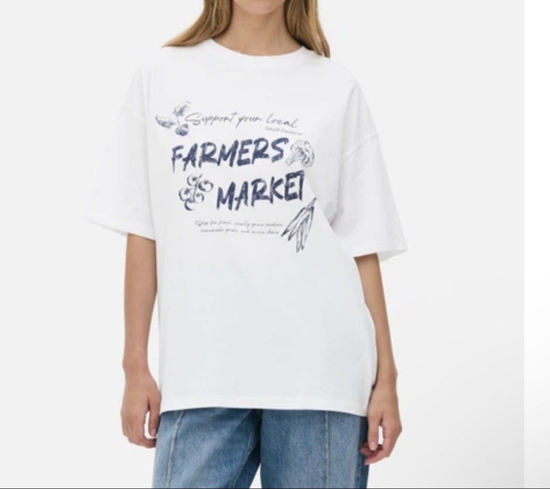 Unisex white tee primark (Category: Shirts) located in Las Pinas. Submitted by kukayskabinet (Listing ID 1462127841, Image 3). Description: 📌last price posted 📌no haggling, (TAWAD ) items are already on sale 📌 items posted are either brand new or pre-loved 📌 manage your expectations and buy at your own risk. .