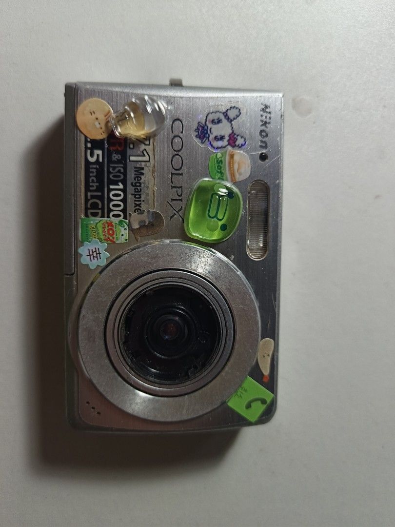 UNTESTED Nikon Coolpix S200 (selling as is) (read desc) (Category: Cameras) located in Quezon City. Submitted by buyfrompochacco (Listing ID 1462200968, Image 3). Description: UNTESTED Nikon Coolpix S200 - Well used - No lens cover - Visible signs of use - Selling mainly for parts - Unit ONLY (no inclusions) - Price nego MOP - Gcash MOD - Lalamove (Sf shouldered by buyer, depends on buyer loc).