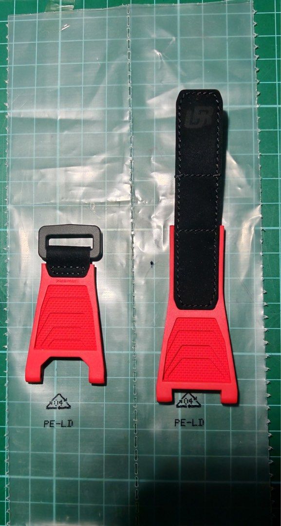 Urwerk Kiska Strap Rubber Strap Short (Category: Men's Watches) located in Quezon City. Submitted by gudesessh (Listing ID 1462197732, Image 1). Description: rfs: not the color i like.