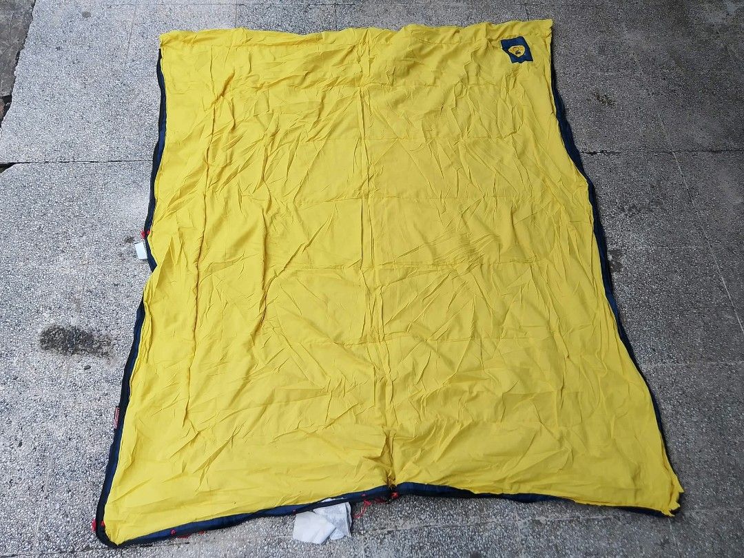 US COLEMAN SLEEPING BAG (Category: Hiking & Camping) located in Quezon City. Submitted by dreyamor (Listing ID 1462057153, Image 2). Description: .