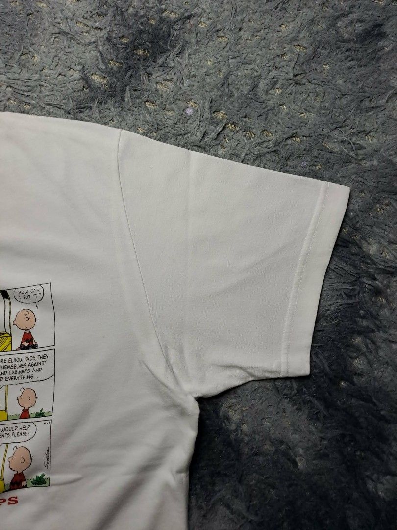 UT Uniqlo x Peanuts (Category: Tshirts & Polo Shirts ) located in Manila. Submitted by yaseen__73 (Listing ID 1462224078, Image 2). Description: UT Uniqlo x Peanuts Sunday Strips Cotton 💯 Wearing Size : Medium Dimensions : See Photo Color Rate : 9.9/10 Flawless In Excellent Condition Pre - OWNED MOP : G C A S H B A N K T R A N S F E R COURIER: J&T 🚛 Lalamove 🛵 Seller's Location : 📍Brgy. Pansol, Q.C.