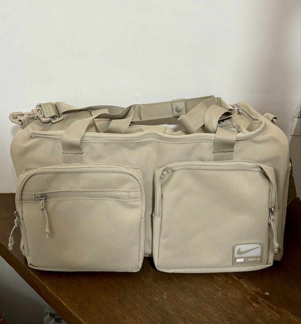 UTILITY POWER 2.0 DUFFEL BAG SMALL (Category: Backpacks) located in Makati City. Submitted by ilovestopnshop20 (Listing ID 1462260823, Image 1). Description: I N S T O C K 🚨 UTILITY POWER 2.0 DUFFEL BAG SMALL Brandnew with tag 💯 Color: DESERT KHAKI Size: 19" L x 9" W x 9" H Volume : 31L ON HAND & READY TO SHIP! ✅NOW: ₱2,299 only ❌SRP: ₱3,095 📍LOCATION: BRGY KARUHATAN, VALENZUELA CITY MOP • GCASH, BDO, BPI MOD • Lalamove, J&T Express, GOGO XPRE