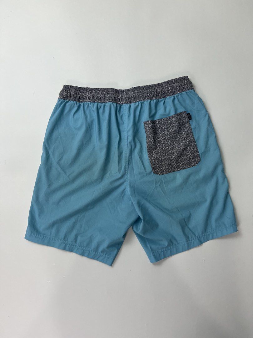 Valor Shorts (Category: Shorts) located in Makati City. Submitted by ufcknwthbst (Listing ID 1462074545, Image 3). Description: 18 inch length 9.5/10 condition No issue.