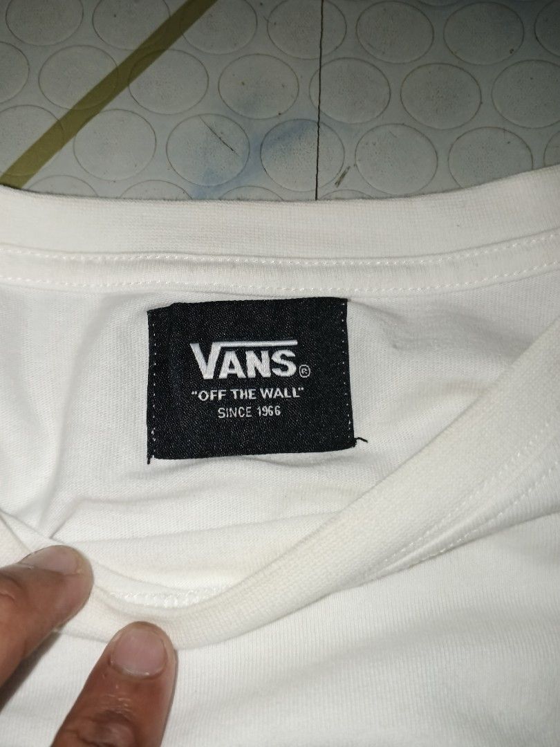 Vans tee (Category: Tshirts & Polo Shirts ) located in Paracale. Submitted by marthtift_88marceloveri (Listing ID 1462154796, Image 2). Description: Vans ‎Authentic ‎Dimes 30x 24 ‎Like new.