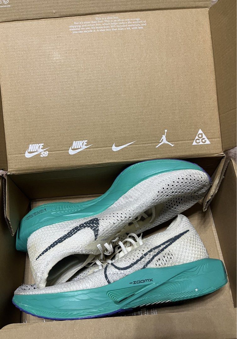Vaporfly 3 White Jade Ice (Category: Sneakers) located in Iligan City. Submitted by curatedthrift.26 (Listing ID 1462227598, Image 2). Description: Vaporfly 3 White Jade Ice Authentic Mileage: Below 40km Issue: Signs of Usage Replacement box but still Vaporfly 3 negotiable .