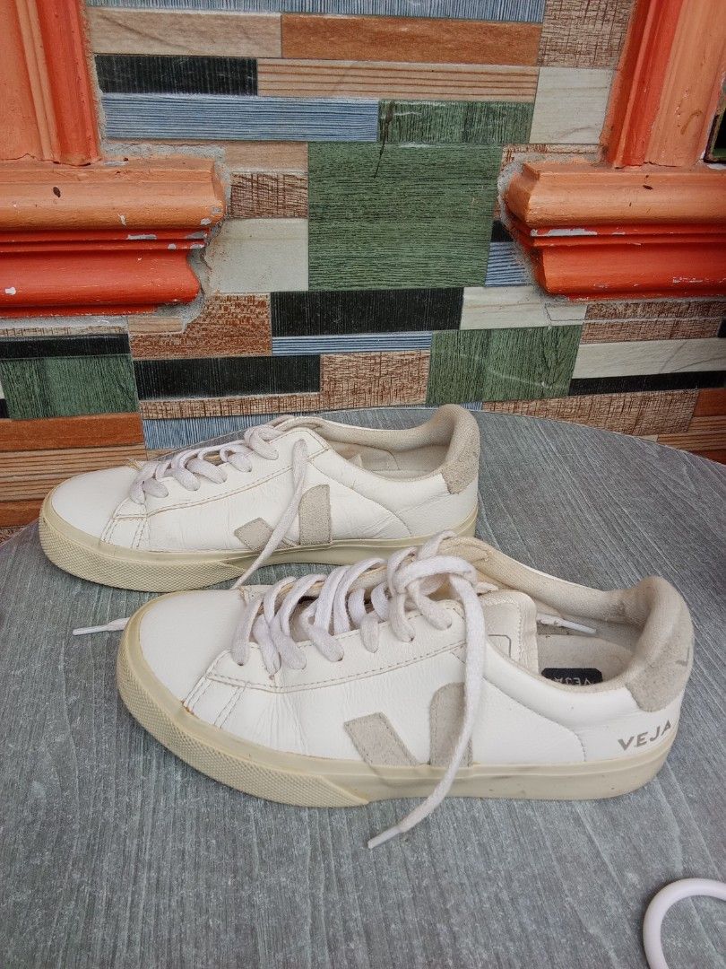 Veja Campo Sneakers White Leather (Category: Sneakers) located in Bacoor. Submitted by aileen678s75866 (Listing ID 1462045090, Image 2). Description: - White Veja Campo sneakers - Genuine leather upper with suede accents - Classic lace-up closure - Iconic Veja logo on side and heel - Light cream colored soles - Ideal for casual everyday outfits.