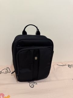 （分類：）位於 。 由 backhandspring 提交（商品編號 1462194562，圖片 1）。簡介： 。