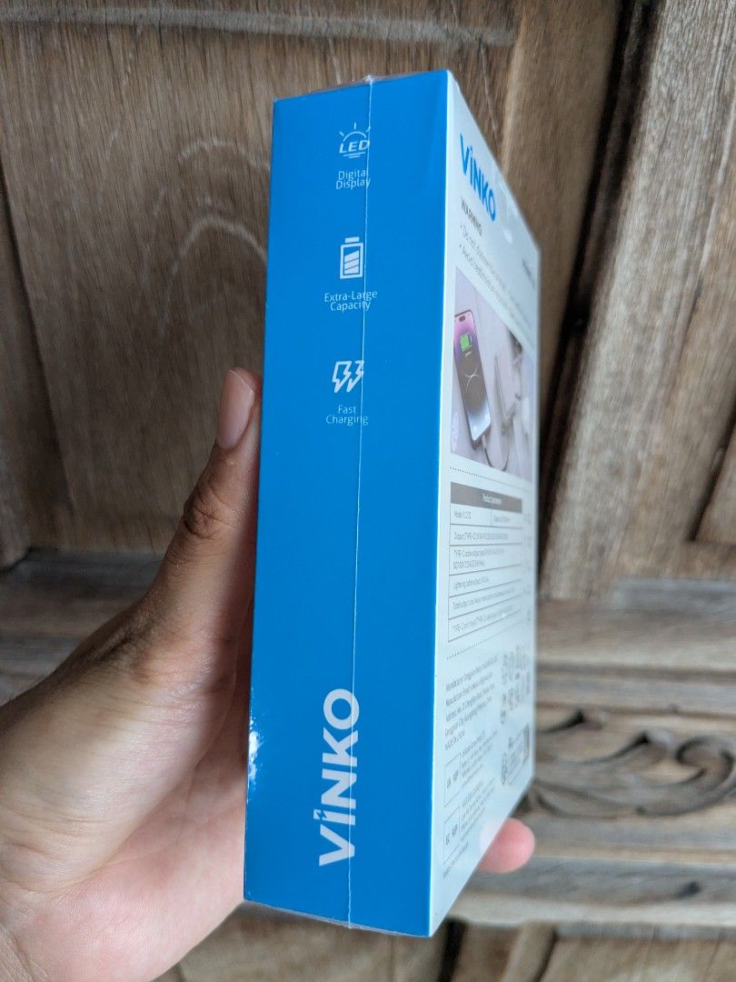 VINKO Power Bank (CCC certified) (Category: Chargers) located in Quezon City. Submitted by joewack (Listing ID 1462098288, Image 3). Description: (CCC certified) VINKO Power Bank 10,000mAh - 800 20,000mAh - 1,100 original brand new sealed loc Quezon City shipping Lalamove Grab LBC cod/gcash/maya.