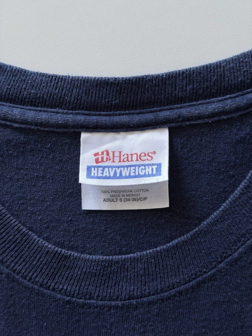 Vintage 2000s DC Comics Batman tee shirt (Category: Tshirts & Polo Shirts ) located in Santa Rosa. Submitted by arvintage.ph (Listing ID 1462177567, Image 2). Description: Details: Vintage 2000s graphitti design. Small on hanes heavyweight tag. Measurements of 18.5” x 30” Issue: Tiny tear at the underarm seam.