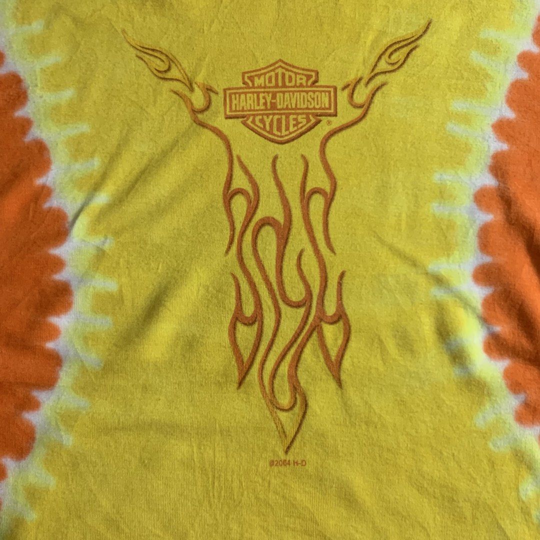 Vintage 2004 Harley davidson meredith (Category: Shirts) located in Davao. Submitted by jandyfuert21303 (Listing ID 1462192611, Image 2). Description: Cut official tag Excellent condition Have minimal pin holes (unnoticeable) 18.5x22 .