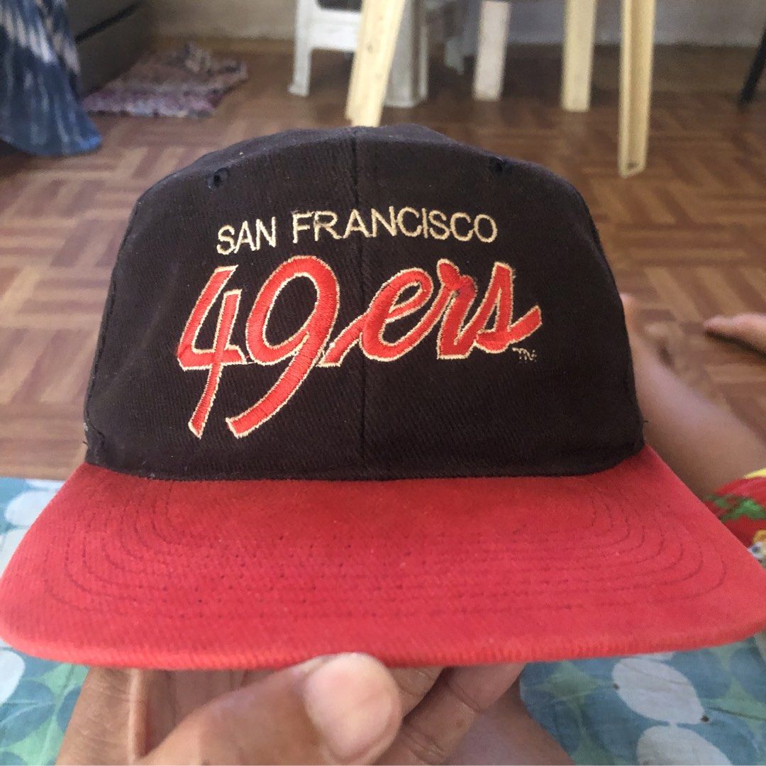 vintage 49ers (Category: Caps & Hats) located in San Jose. Submitted by palaboy0728 (Listing ID 1461918253, Image 1). Description: .