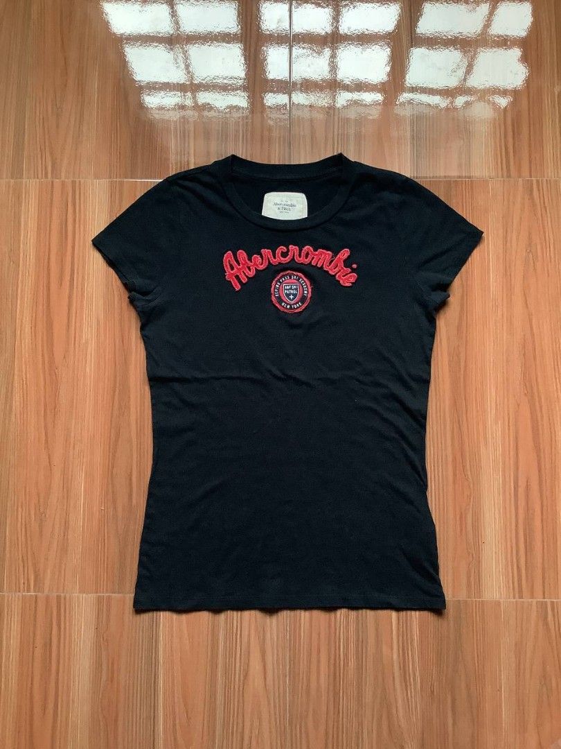 Vintage Abercrombie (Category: Shirts) located in Canaman. Submitted by stayhypethrifted (Listing ID 1462094920, Image 1). Description: .