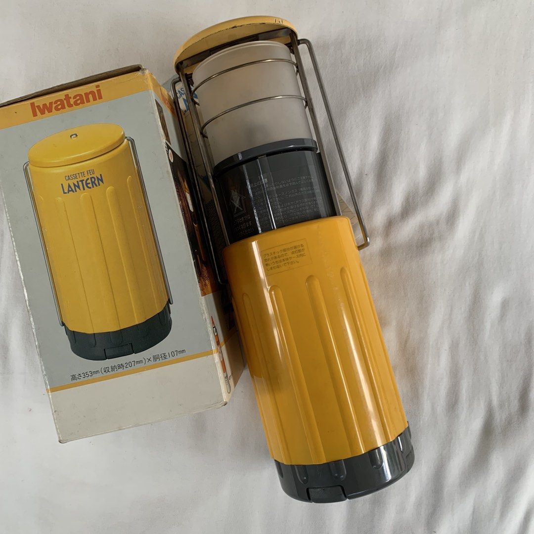 Vintage Iwatani Cassette Feu Lantern (Category: Hiking & Camping) located in Mendez-Nunez. Submitted by anikkoyan (Listing ID 1462099410, Image 3). Description: Vintage Iwatani Cassette Feu Lantern - As is, hindi ko pa nasusubukan 1,500 .