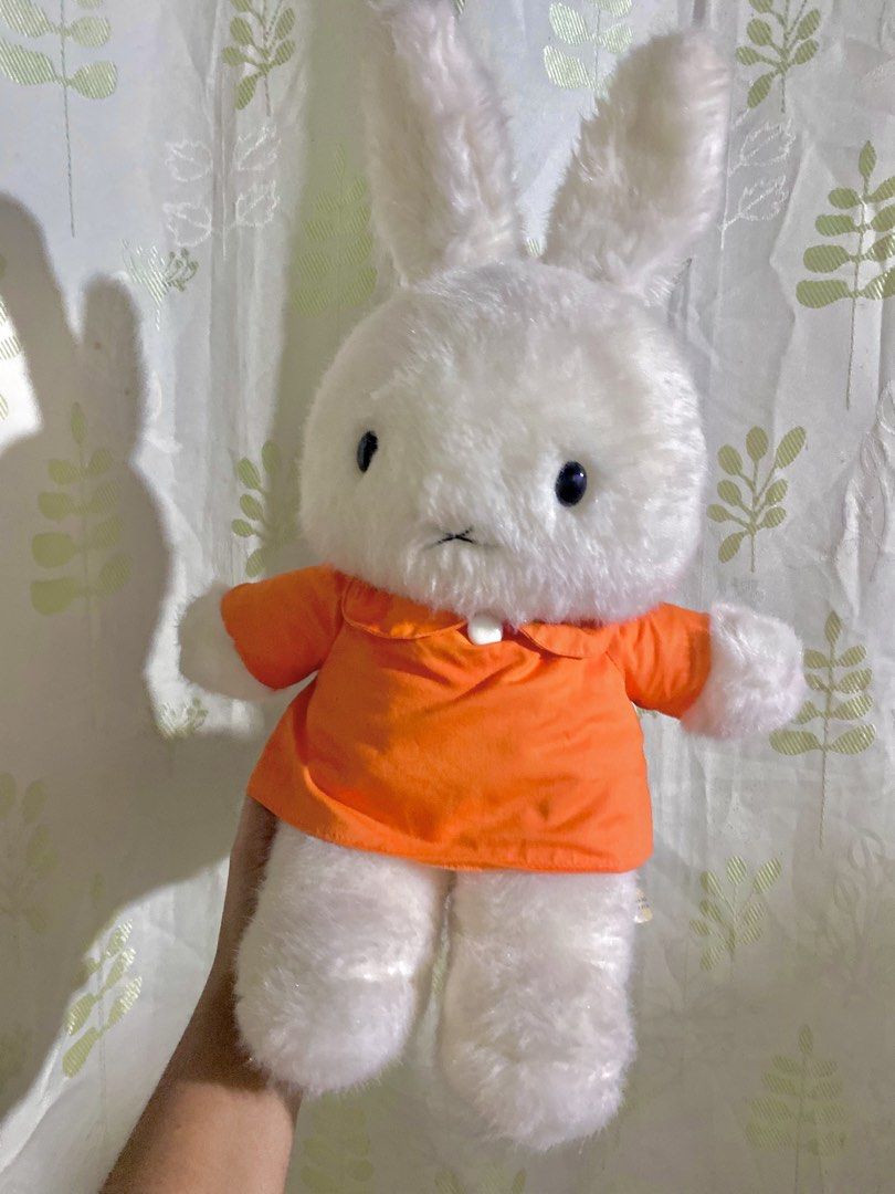 Vintage Miffy (Category: Vintage Collectibles) located in Pili. Submitted by larkspurbloom7 (Listing ID 1462161778, Image 2). Description: DM for more details 💕.