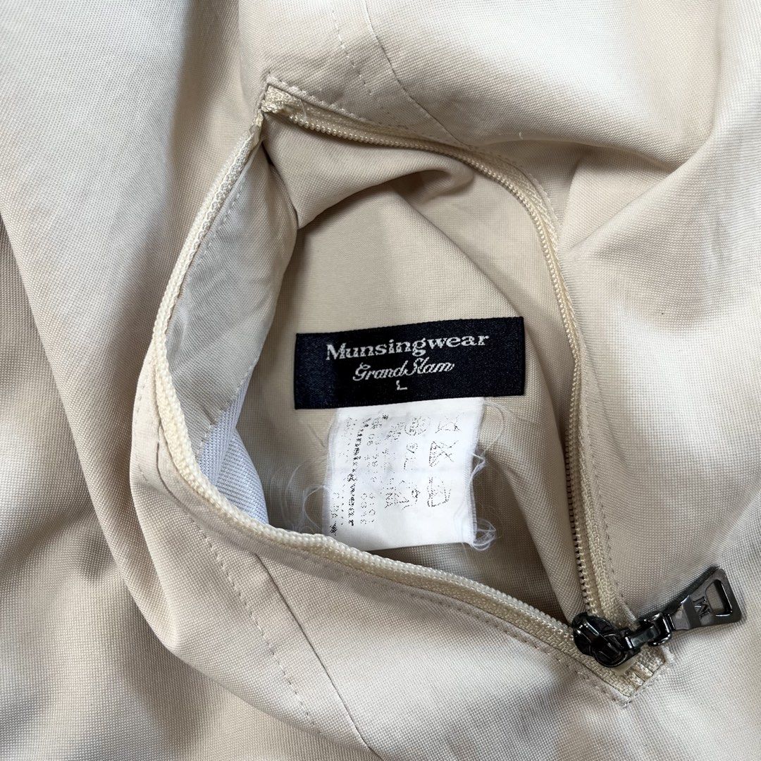 Vintage Munsingwear Grandslam Jacket ( Biege ) (Category: Coats, Jackets and Outerwear) located in Cabadbaran. Submitted by reylandx (Listing ID 1462081160, Image 3). Description: .