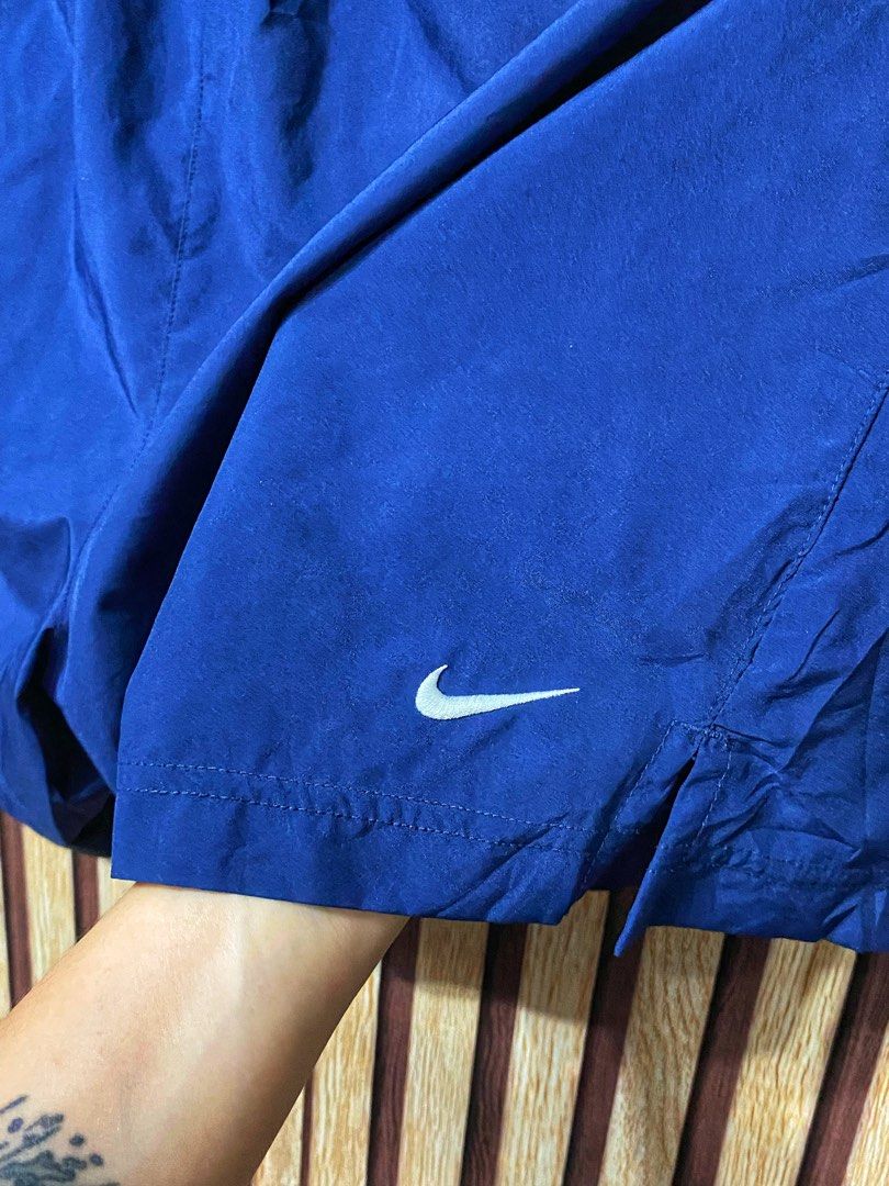 Vintage nike (Category: Shorts) located in Manila. Submitted by killianthriftshop1096 (Listing ID 1462191973, Image 2). Description: As new condirion 9.8/10 Condition No issue.