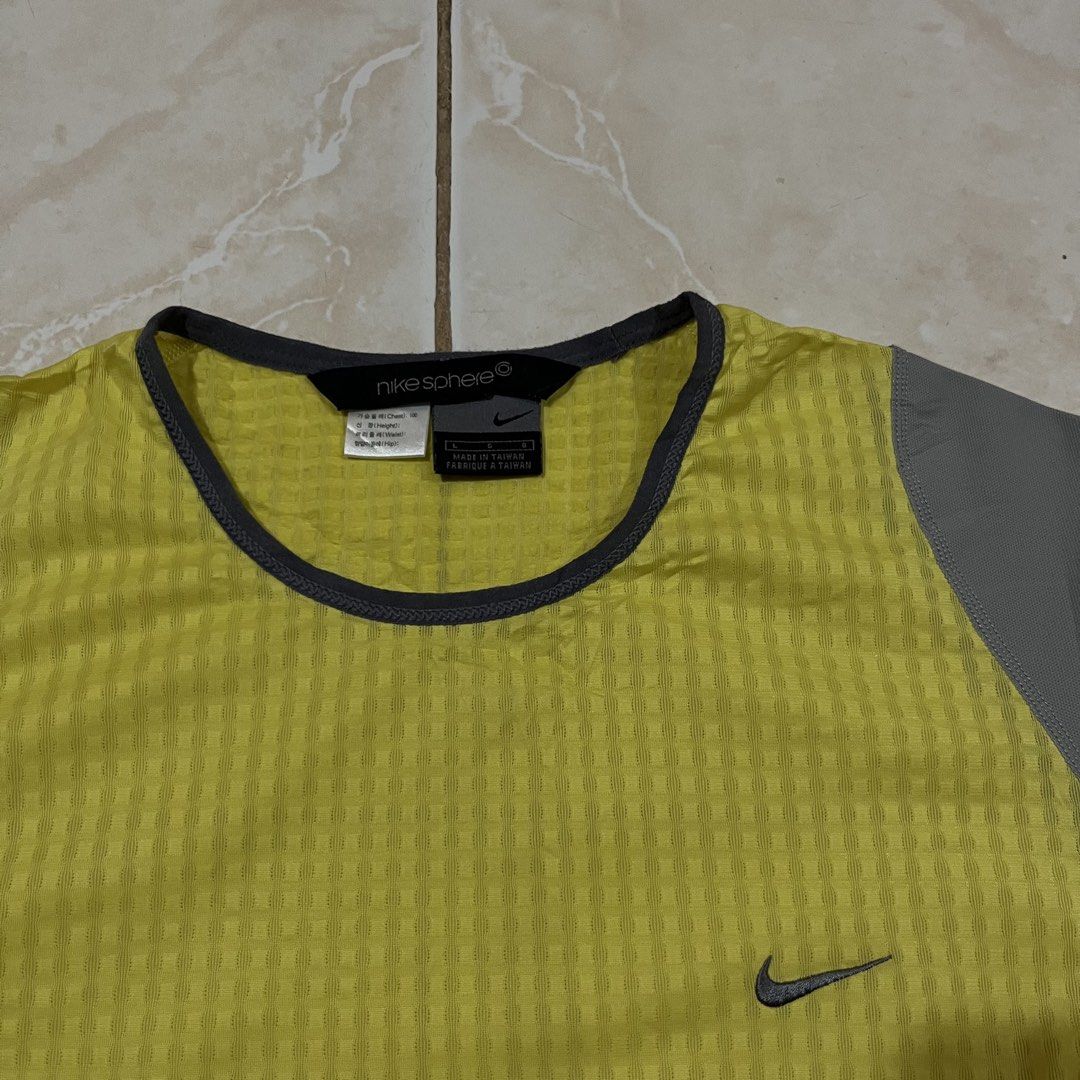 Vintage Nike Activewear (Category: Tshirts & Polo Shirts ) located in Alubijid. Submitted by rstylthrft (Listing ID 1462201937, Image 2). Description: .